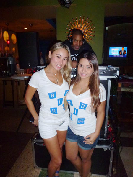 Bud Light Girls w Delmar Browne WMC 15 Maxine's 2nd shot